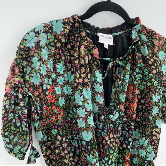 Skylar + Madison Mixed Berries Floral Smocked Mini Dress Size Medium - Picture 2 of 13